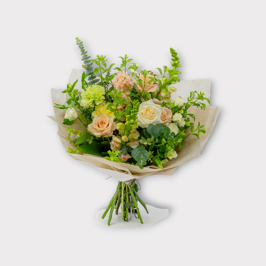 03 Subtle Color Posy